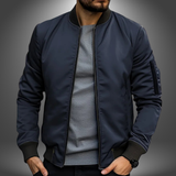 Joel – A jaqueta leve de transição para homens preocupados com o estilo