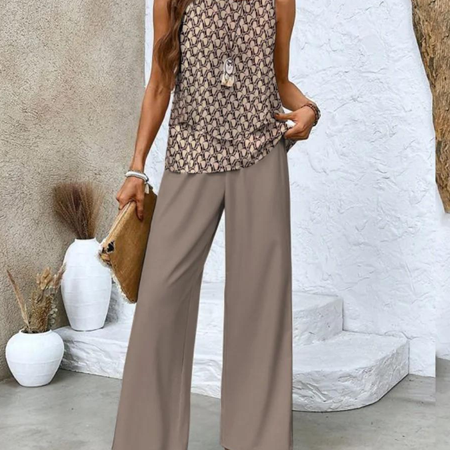 Alba | Conjunto de blusa e calça com estampa floral estilosa