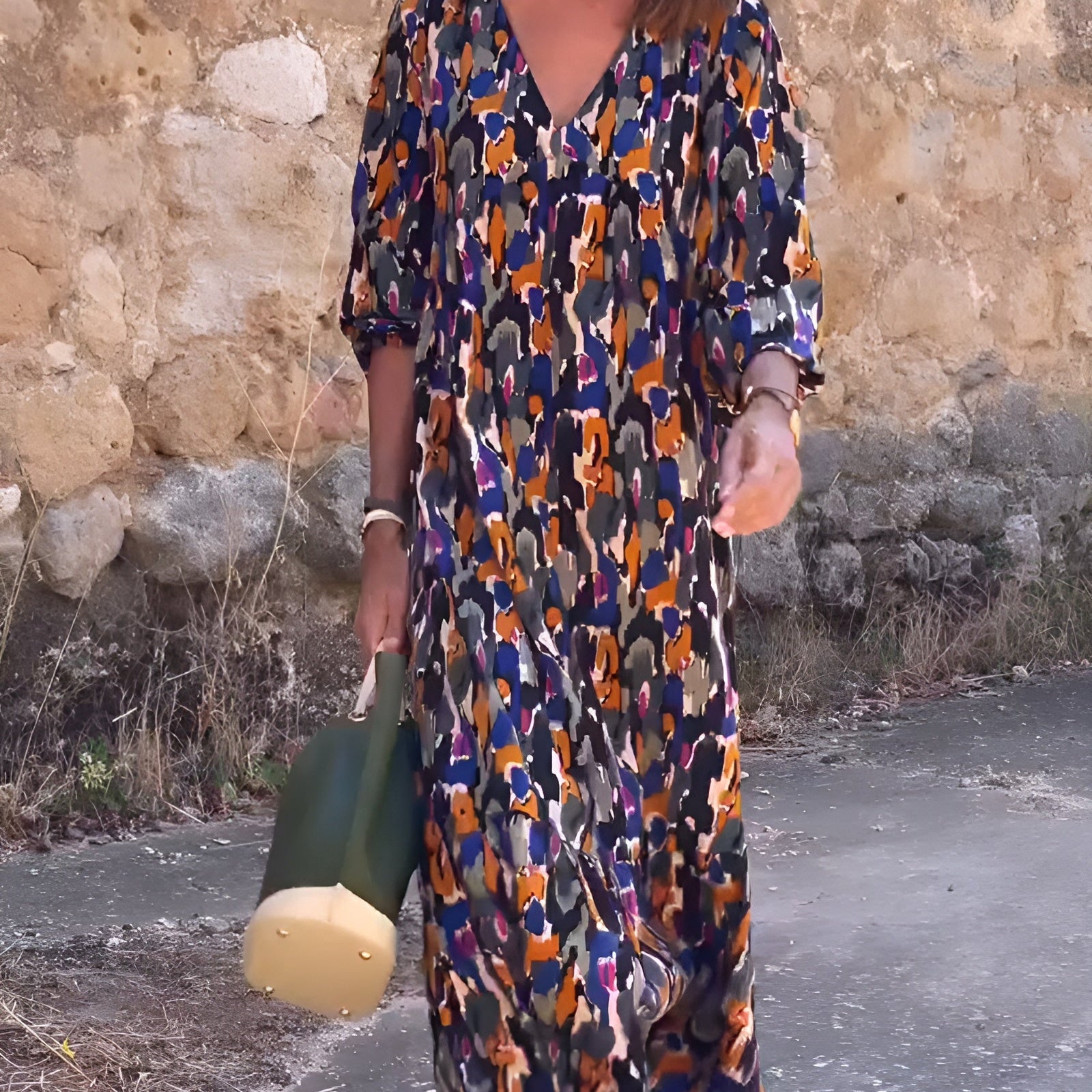 Nathalie | Vestido com decote em V e estampa retrô
