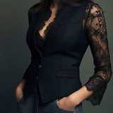 Claudia · Blazer de Mulher Preto com Renda