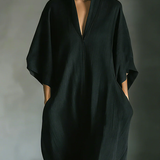 Caro - Vestido Maxi Preto Minimalista com Mangas de Quimono para Mulher