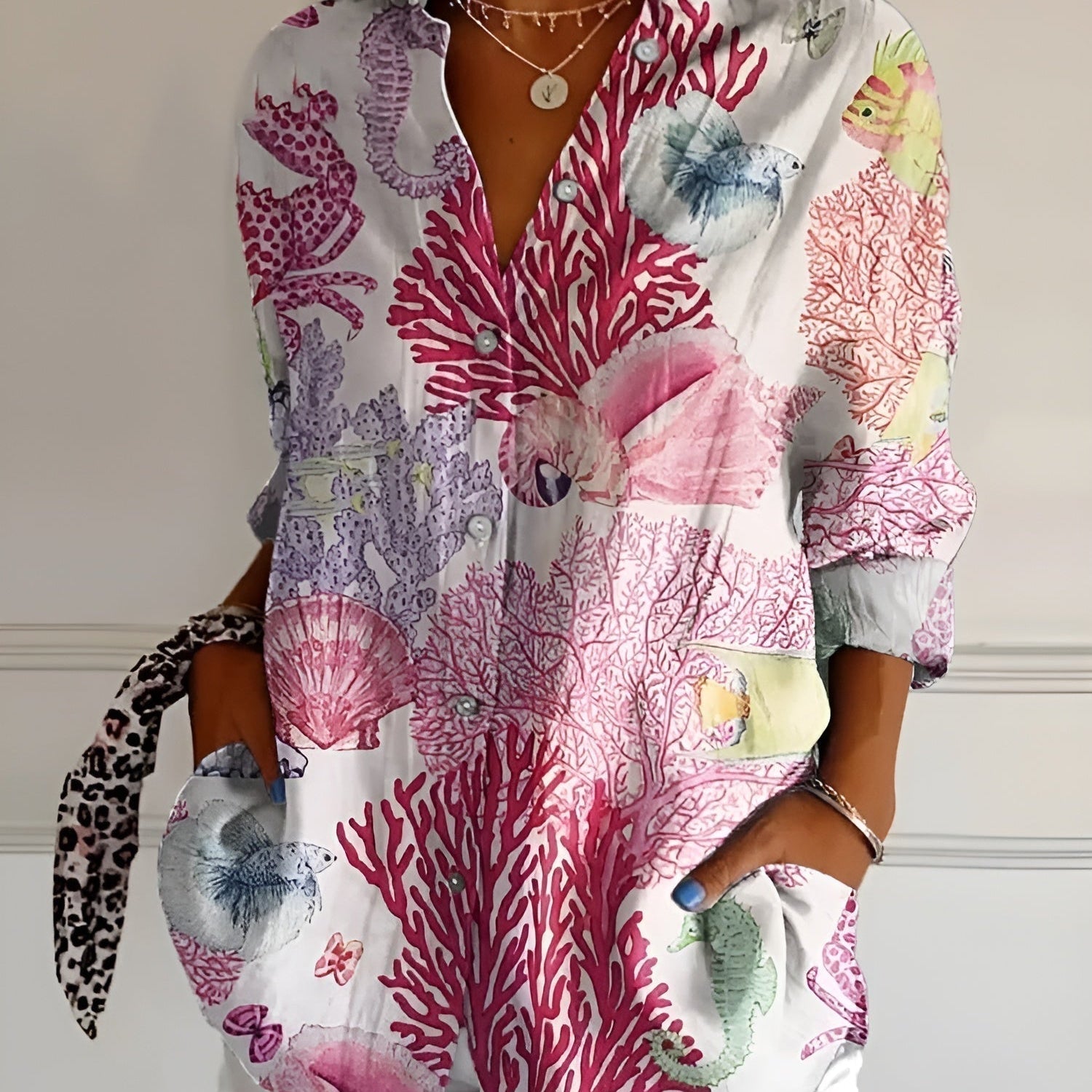 Roberta™ | CAMISA FLORAL RELAX FIT PERFEITA PARA TODAS AS OCASIÕES